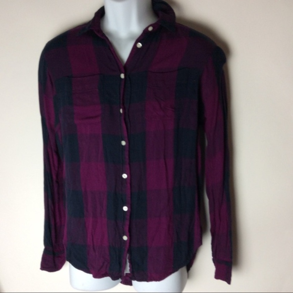 Stylus Button Down Shirt Purple & Dark Blue Plaid Women's Medium‎